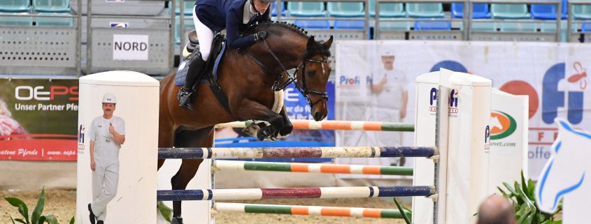 Die 21-jährige Lisa Schranz aus Lassee (NÖ) konnte mit Lexion L das Finale der kleinen Tour beim CSI Arena Nova 2017 für sich entscheiden. © Horse Sports Photo