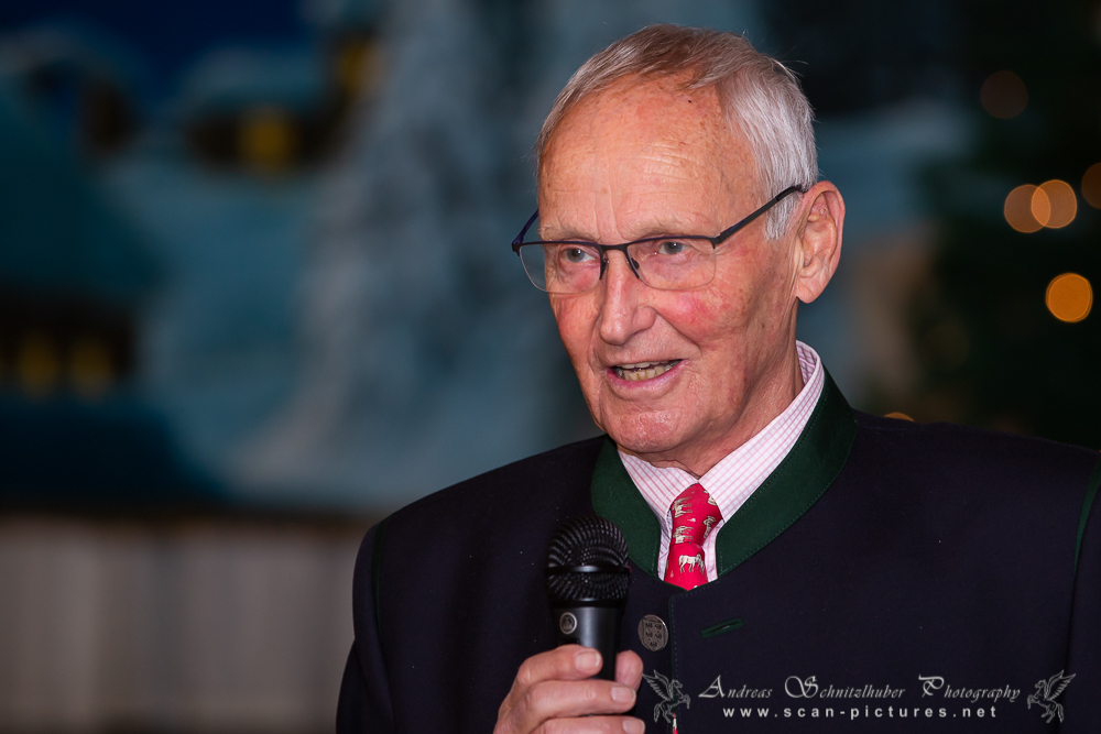 01_Sportlerehrung_Begruessung_und_Preise (9)_cscan-pictures.net Dem Präsidenten des NÖ Pferdesportverbandes Ing. Gerold Dautzenberg ist Transparenz sehr wichtig. © Andreas Schnitzlhuber | www.scan-pictures.net