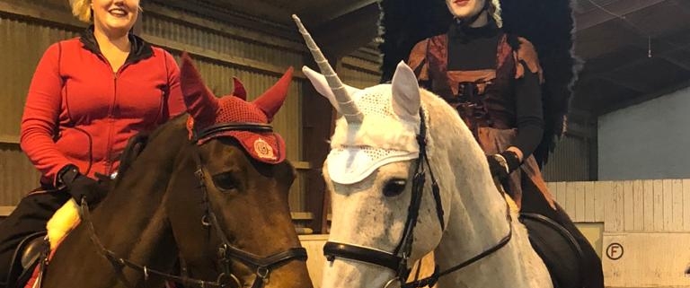 Das Erste Halloweenreiten im Reitclub Andlersdorf seit 1969 war ein voller Erfolg. © RCA