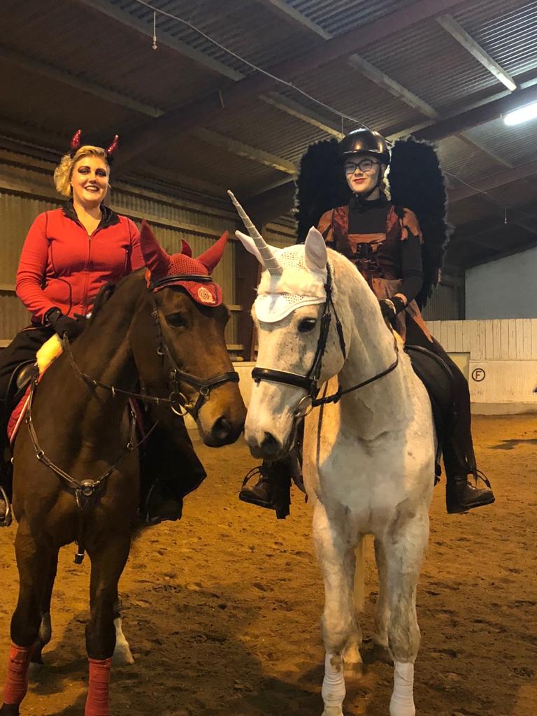 Das Erste Halloweenreiten im Reitclub Andlersdorf seit 1969 war ein voller Erfolg. © RCA