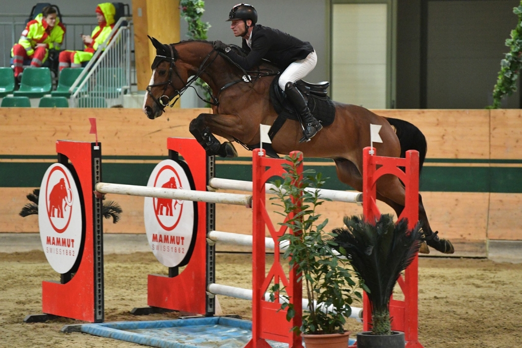 Kamil Papousek (CZE) und Loki siegten im RACINO Herbst-Tour Grand Prix. © HORSIC.com