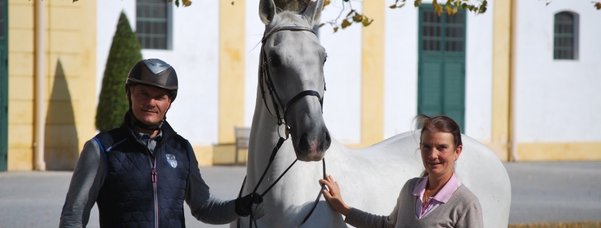 Klassisch-barockes Reiten mit Ruth Giffels auf Schloss Hof. © Potzmann