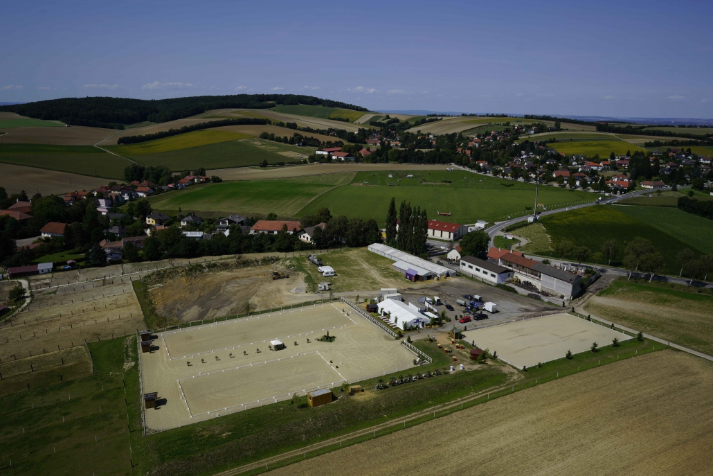 Im Reitstall Neunteufel stehen heuer Turnier in den Sparten Dressur, Springen und Vielseitigkeit auf dem Programm. © privat