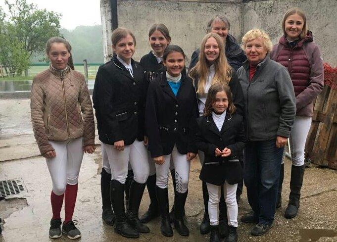 Weisse Fahne beim Team Semper Salio. © Erin Gürtler