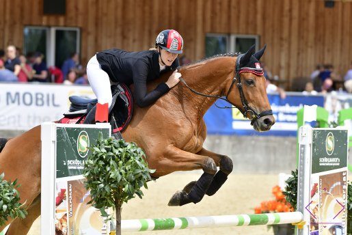 Für Tina Steinauer (NÖ) lief es hervorragend beim CSI2* in Ranshofen. © Team Myrtill