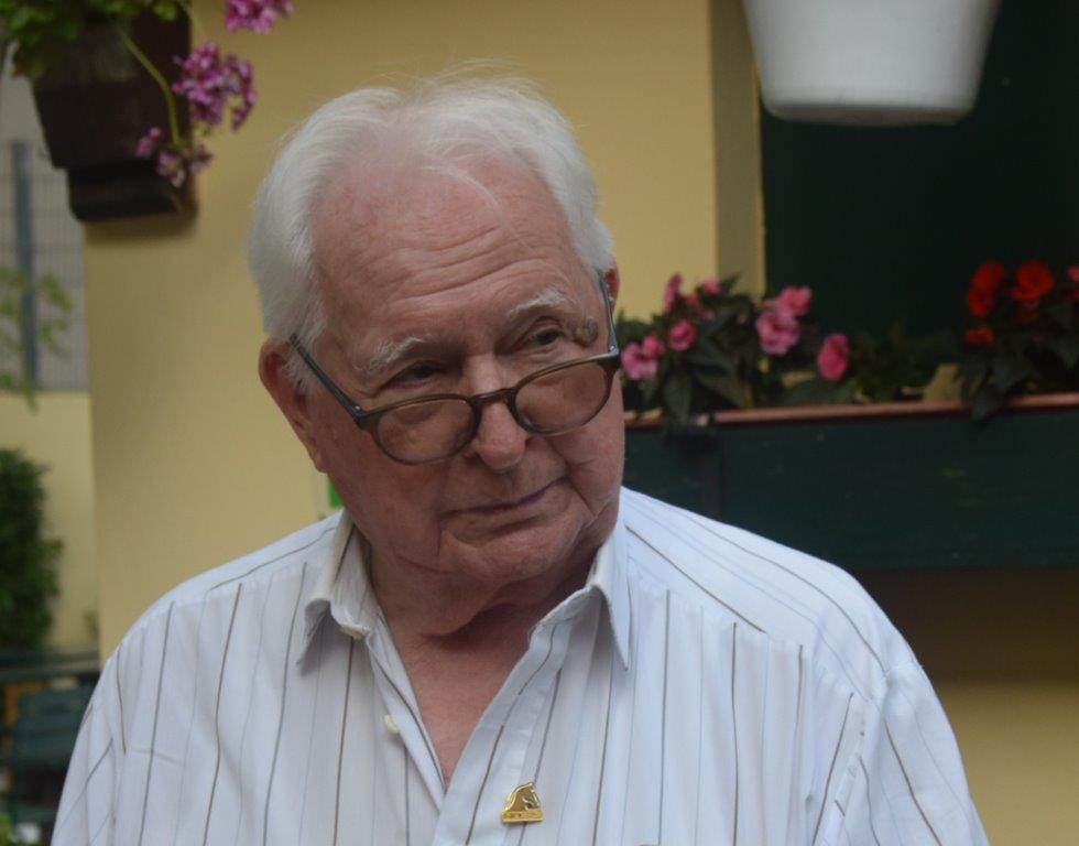 Anlässlich seines 88. Geburtstages erhielt Ing. Kurt Setti das NOEPS Ehrenzeichen in Gold verliehen. © Erin Gürtler