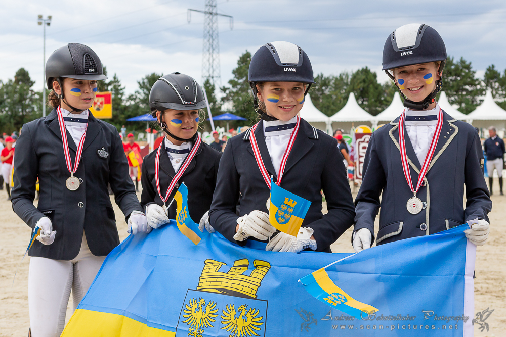 Silber für Niederösterreichs Ponyreiter bei der BLMM Dressur 2019. © OEPS/Andreas Schnitzlhuber www.scan-pictures.net