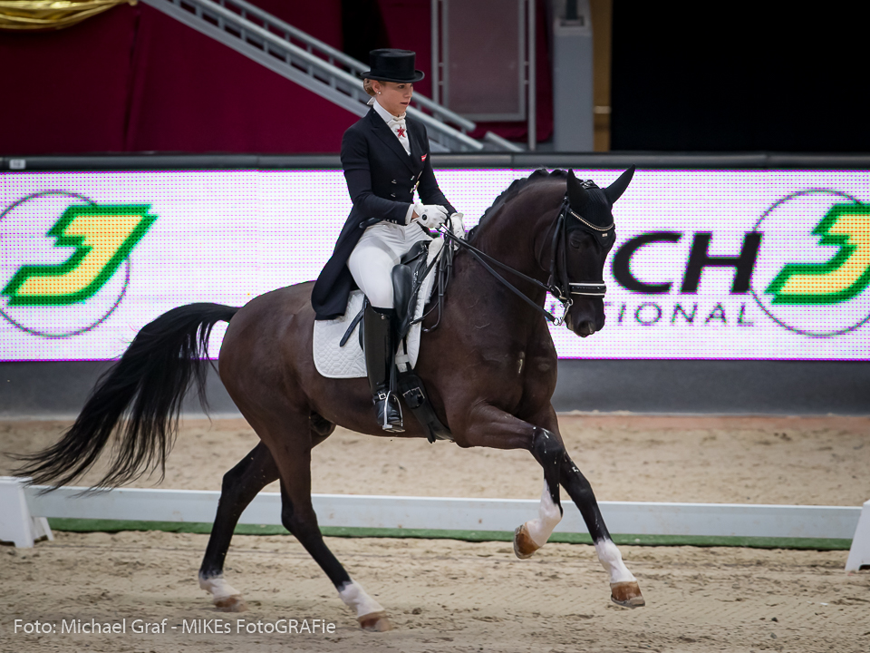 Platz 4 für Niederösterreichs Karoline Valenta und Valentas Diego im Jerich CDI4* Grand Prix bei der Amadeus Horse Indoors in Salzburg. © Michael Graf