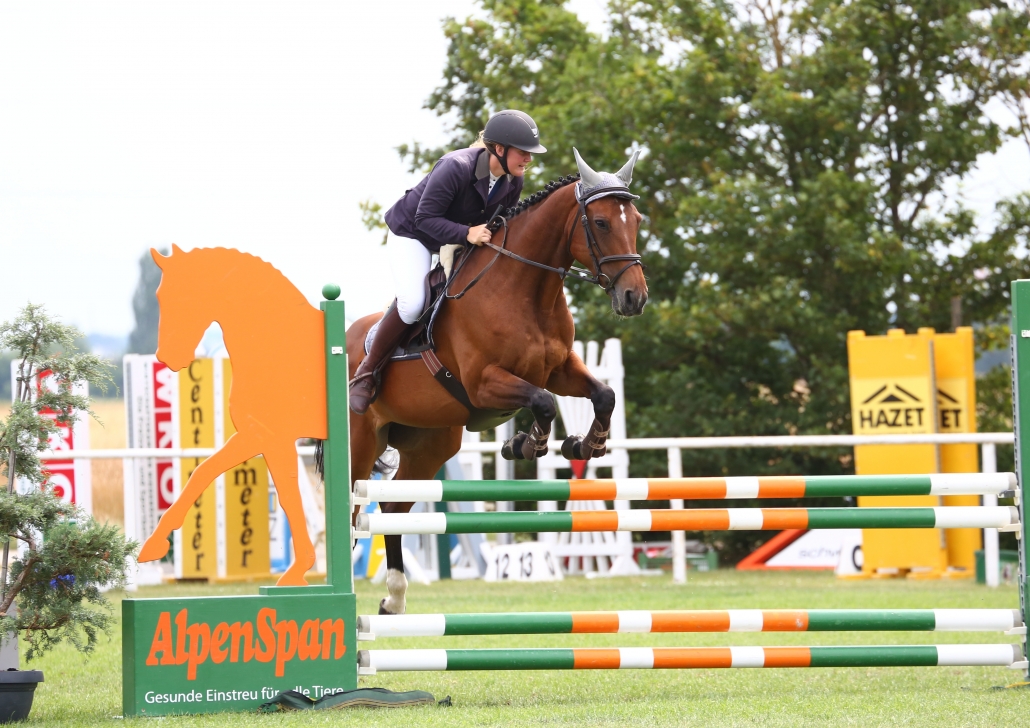 Julia Hinterhofer (Reitverein Equus Hatzenbach | Bezirk Korneuburg) gewinnt den Pegus Risikospringcup in Bad Fischau. © Eszter Nemeth