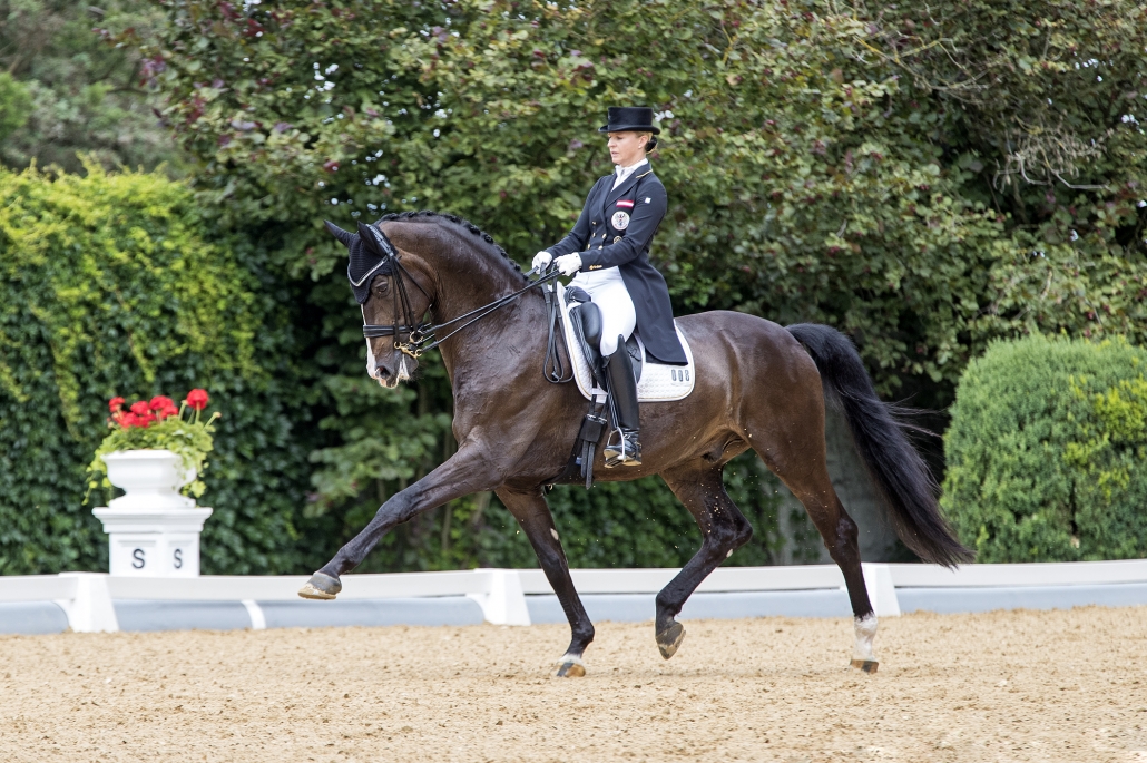 Victoria Max-Theurer mit ihrem Neuzugang Abbeglen. © Michael Rzepa