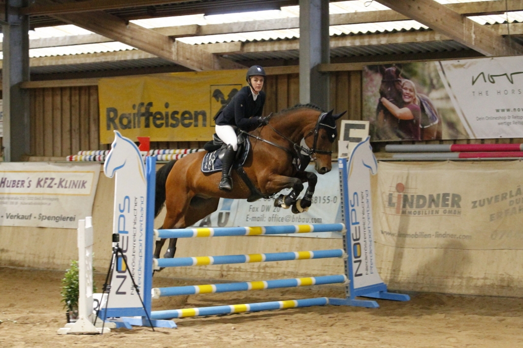 Siegerin in der Marstall Einsteiger Trophy in Allhartsberg: Johanna Wasserburger von der Ländlichen Reitergruppe Rohrendorf. © Krisztian Buthi