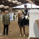 Richter Heinz-Dieter Wolf und Landemeisterin Nicole Möser mit Nottings Golden. © Krisztian Buthi
