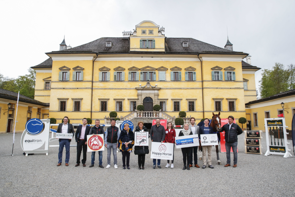 Startschuss für Österreichs Springreit-Bundesliga auf Schloss Hellbrunn in Salzburg. © Jasmin Walter