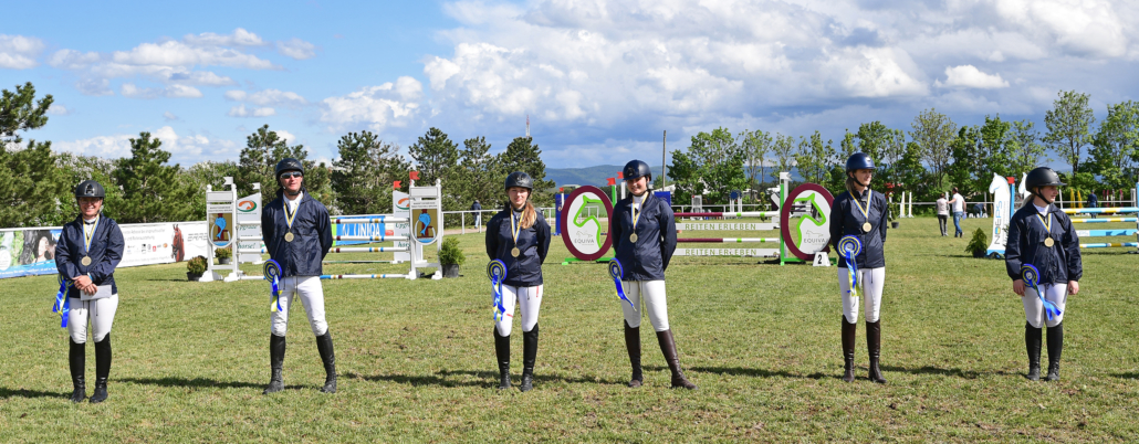 Der Sieg im FIXKRAFT NOEPS Vereinscup ging in Bad Fischau an das Team vom Reitstall Neunteufel-Meierhof. © HORSIC.com
