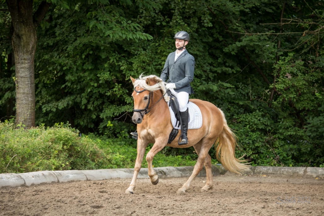 Leopold Dotter und sein Azurit 2. © privat