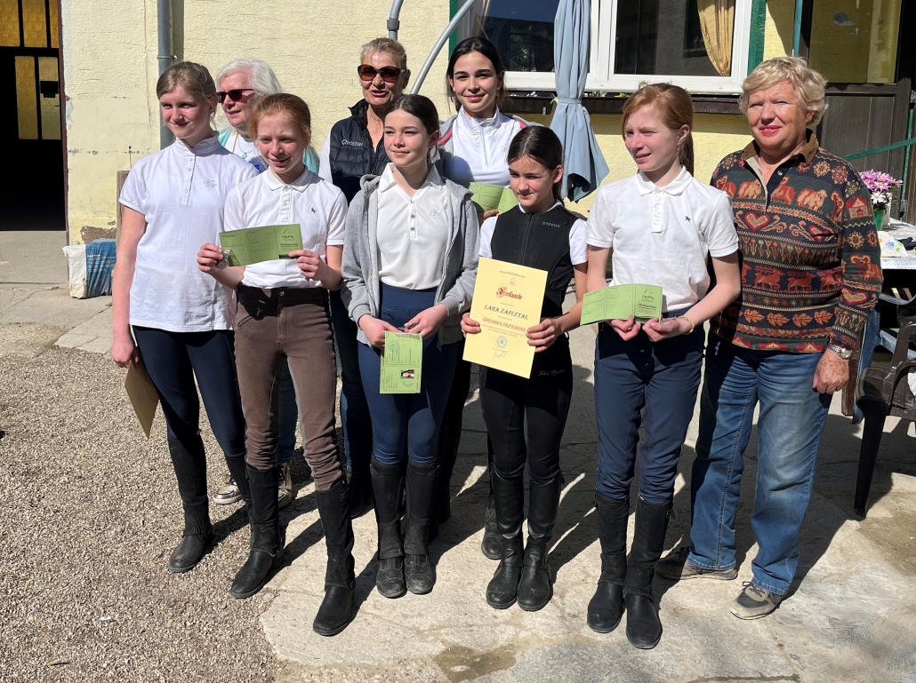 Sonderprüfung beim Reit-Team Engel. © privat