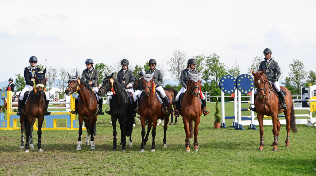 Bronze beim Heimturnier für das Team Bad Fischau 1 im Fixkraft Vereinscup Ost. © HORSIC.com