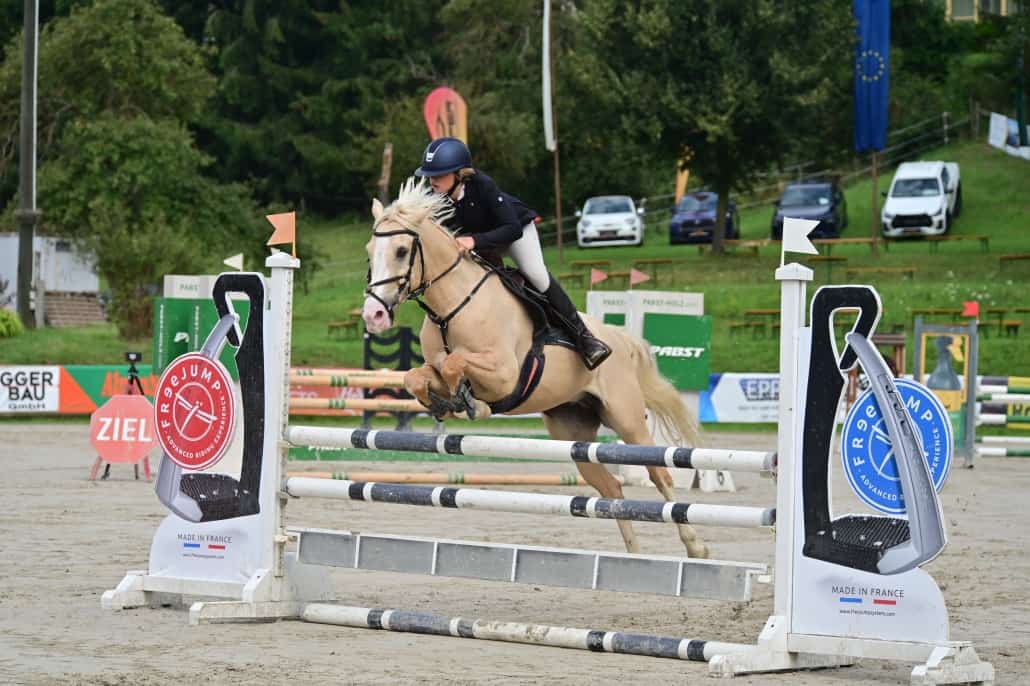 Leo Brammertz (NÖ) und Märchenprinz. © Ripu Sportfotos