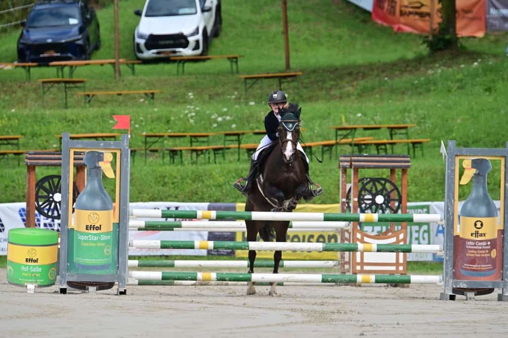 Selina Regatschnig (NÖ) mit Just a Dream. © Ripu Sportfotos