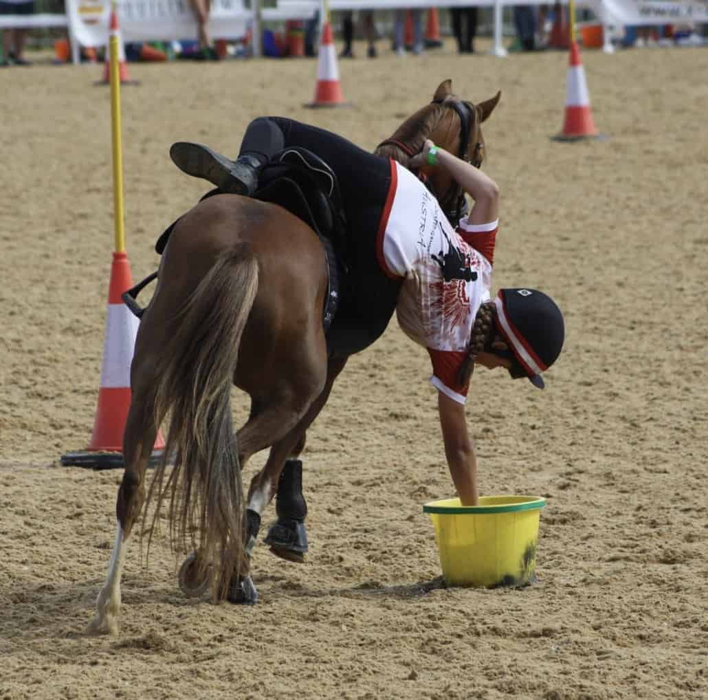Chiara Xanthe Jörg mit ihrem Pony Draeanddu Pennys Gift. © privat