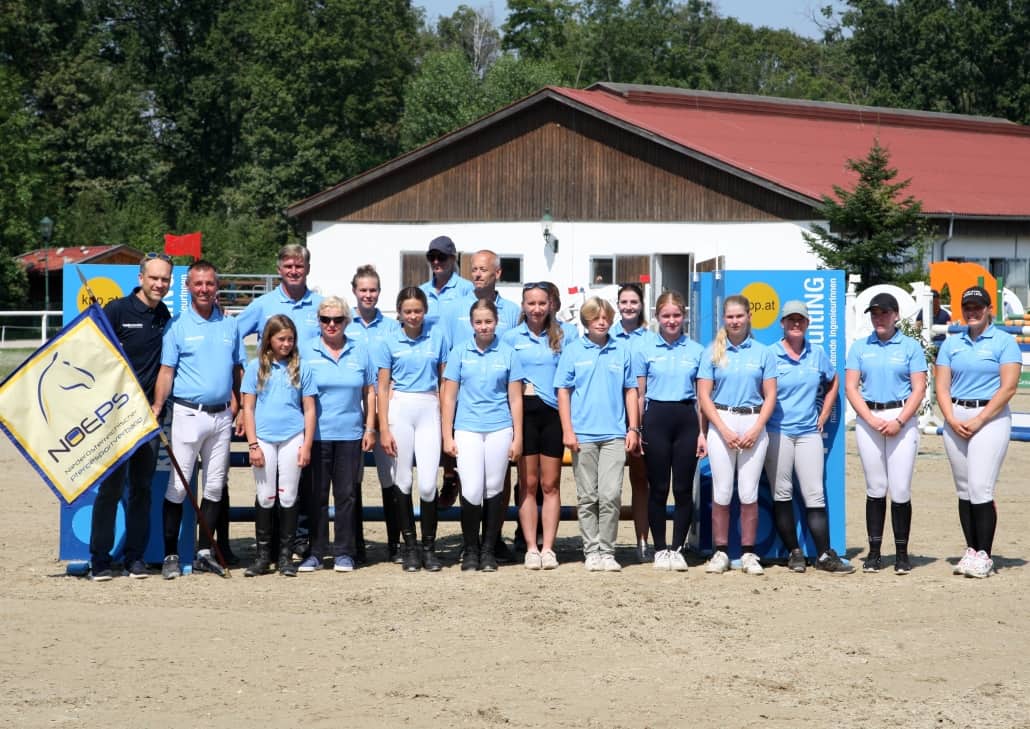 Herzlichen Dank an die kpp consulting GmbH für die Ausstattung unserer BLMM-Mannschaft 2023. © © M&E4U Foto