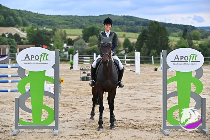 Herzliche Gratulation an Petra Radner zum Sieg in der APOfit Trophy. © Team Myrtill