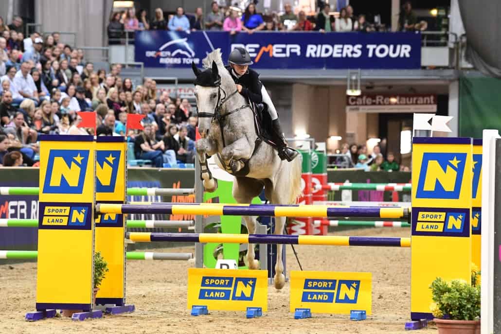 Adina Neuretter und Hermesz. © HORSIC.com