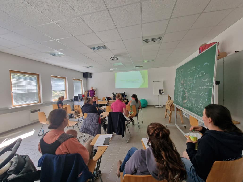Theorie zur Vorbereitung auf die spannende Praxis. © NOEPS
