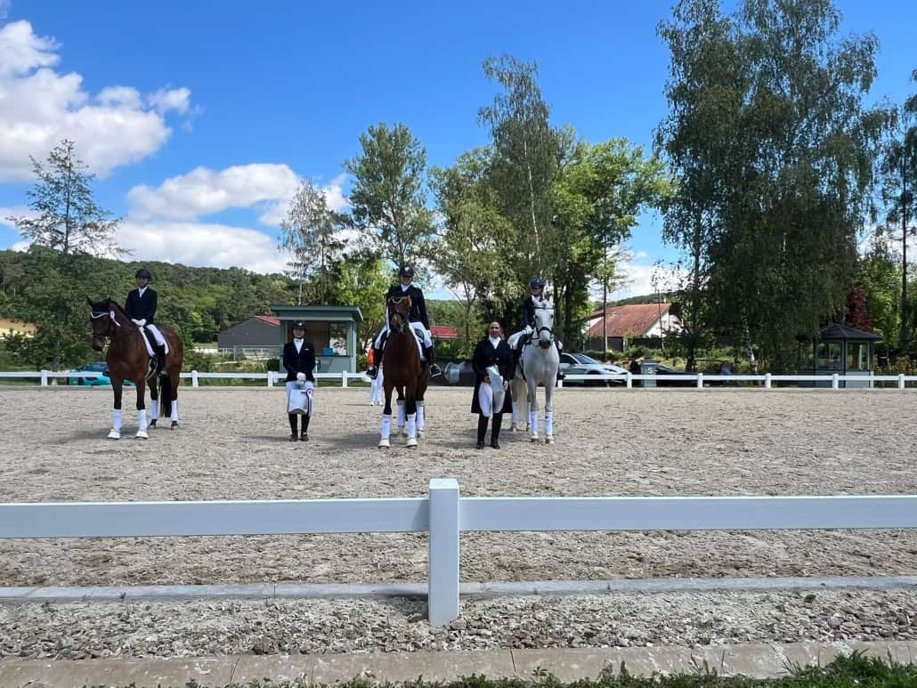 Runde 2 der EQUIVERON Cups 2024 fand beim Reiterteam Frey Horses im Kreuttal statt. © privat