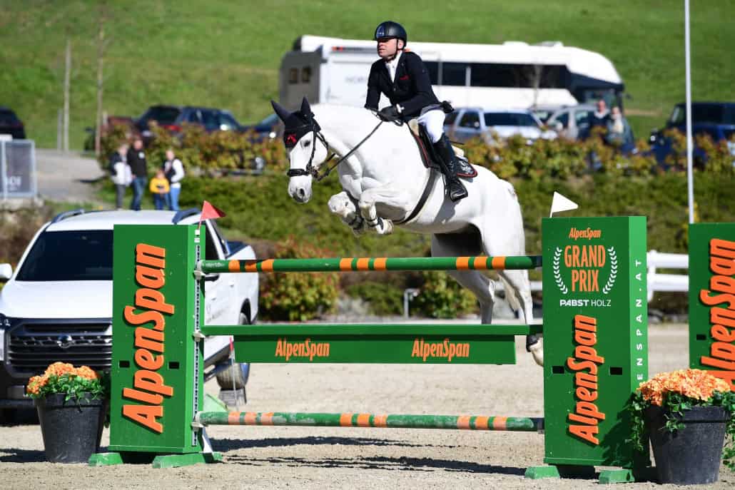 © HORSIC photography