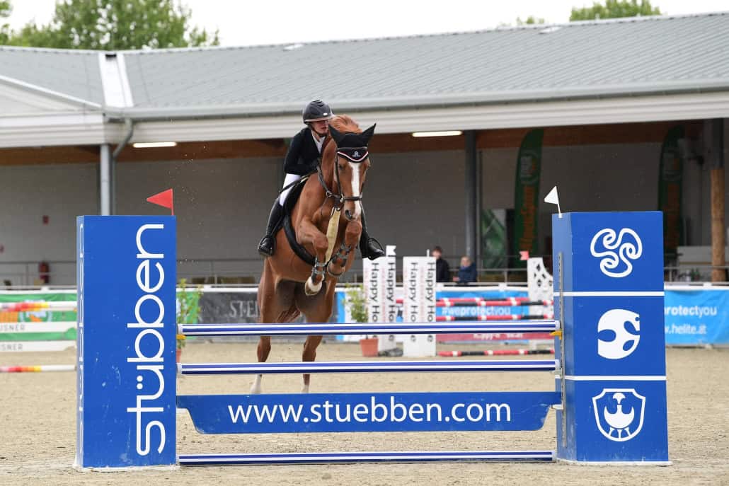 Magdalena Fischer (RC St. Patrick) und Tobaga. © HORSIC
