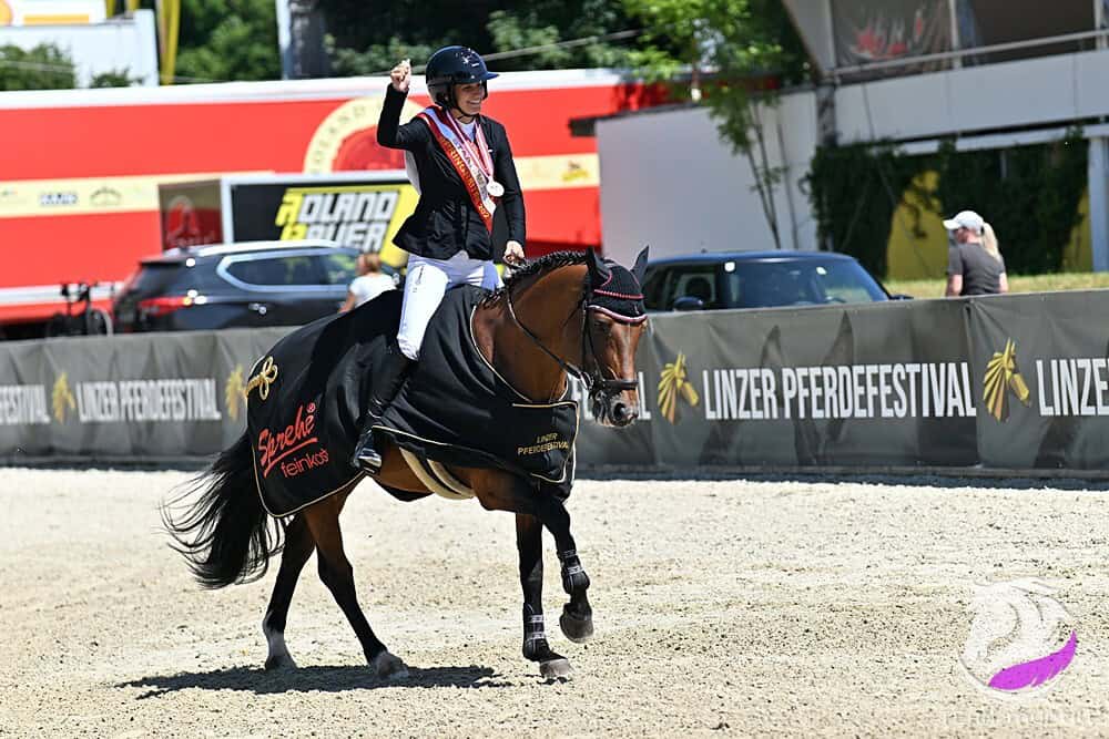 Österreichischen Staatmeistertitel verteidigt: Magdalena Fischer & Chappeloup. © Team Myrtill