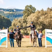 Der Gesamtsieg im HELITE Austria Family Cup 2025 ging an Loreley und Robert Mandl. © lens of harmony