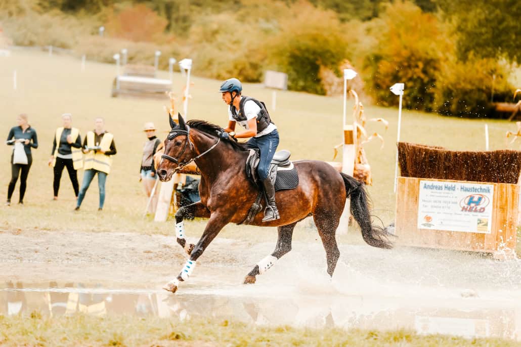 Paul Hartl vom Wiener Verein Hippo-Sport holt den Gesamtsieg 2025 im Claudia Möller Gedenkcup Klasse V100. © Joana Bauer