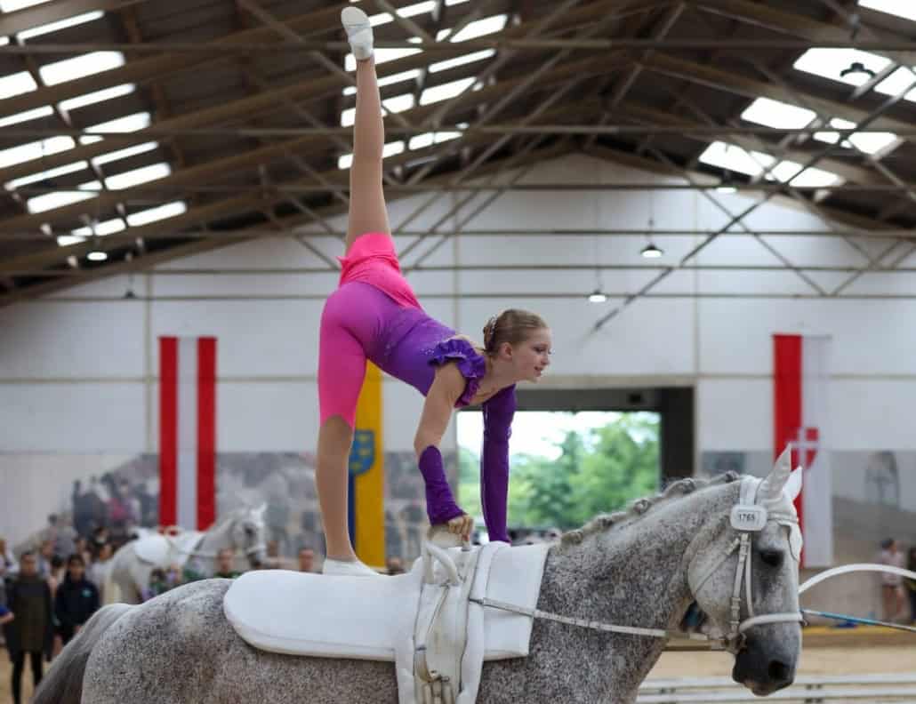 Lena Frodl Voltigieren_web