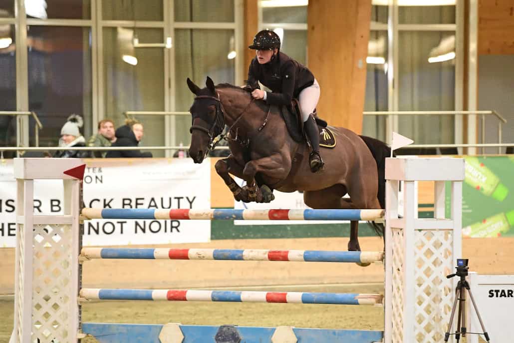 Jennifer Jaritz-Gnaser und Mama Mia Van Overis Z. (c) HORSICphotography
