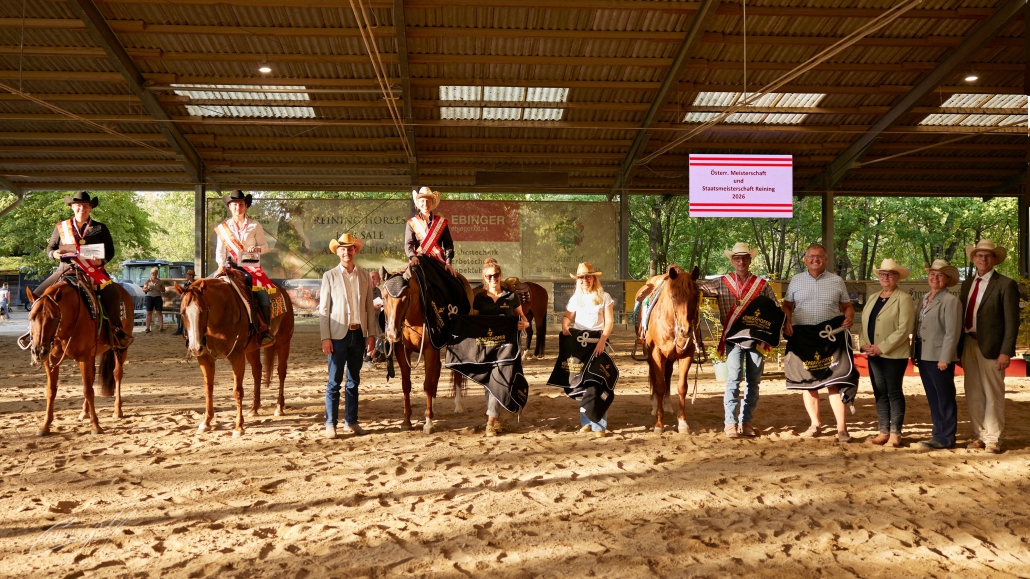 Marion Mischuretz, Gisela Denk, Karoline Kirchl, Richard Schwanzer. © ConnyM Photography