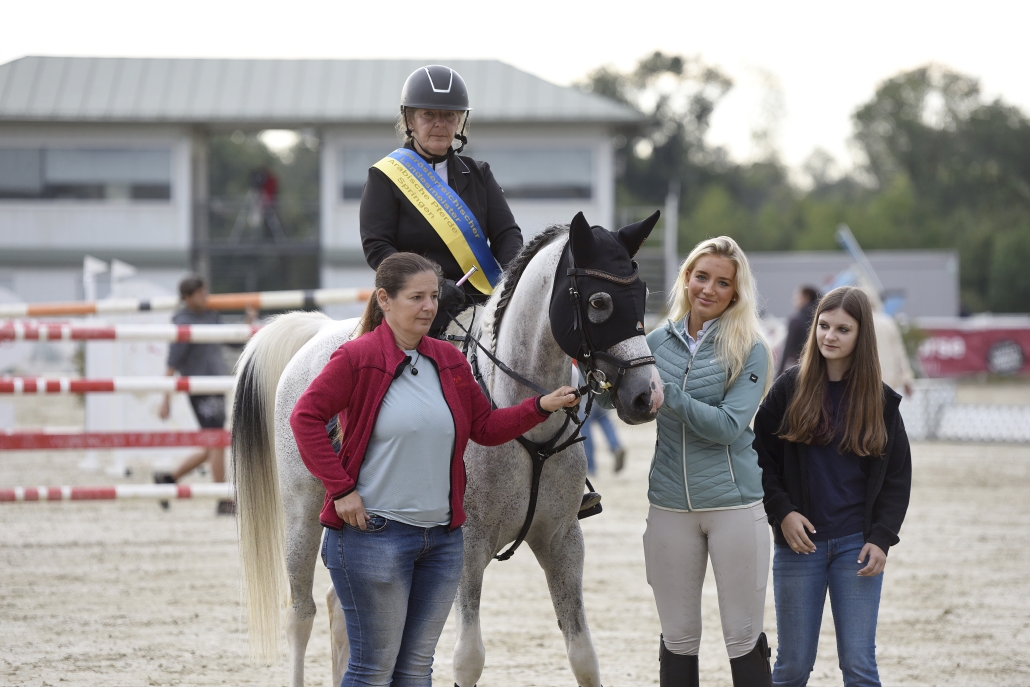 Gold in der NÖ LM Arabische Pferde Springen 2026 in Ebreichsdorf für Michaela Zöchling. © horsicphotography